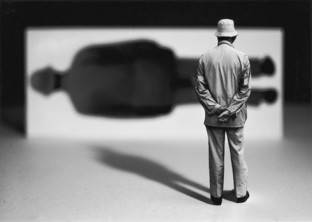 gilbert-garcin-surrealist-photography4