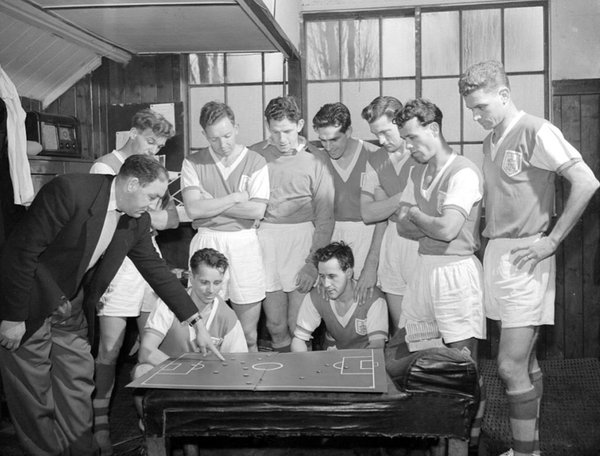 bournemouth-manager-freddie-cox
